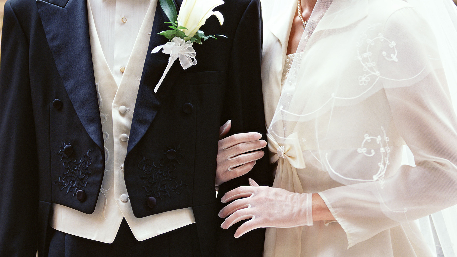 SHOP LIST | Velvet Lounge Bridal